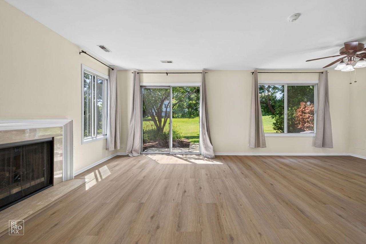 7922 Knottingham Cir #B - Photo 6 of 19