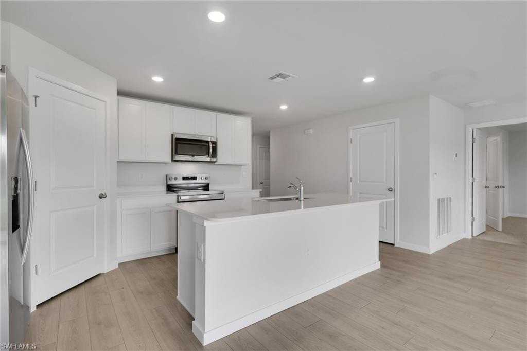 532 Ilaria Ct - Photo 5 of 25