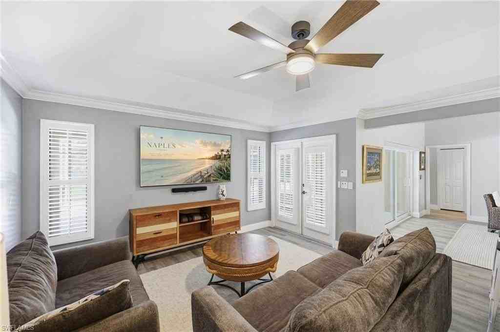 789 Coldstream Ct - Photo 6 of 50