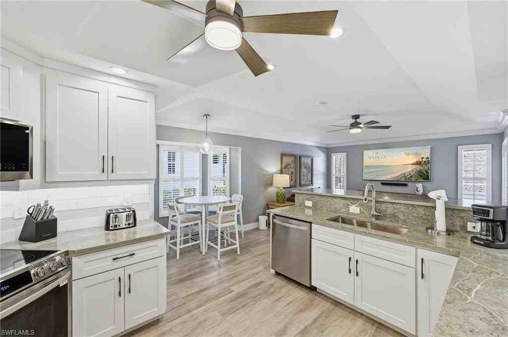 789 Coldstream Ct - Photo 7 of 50