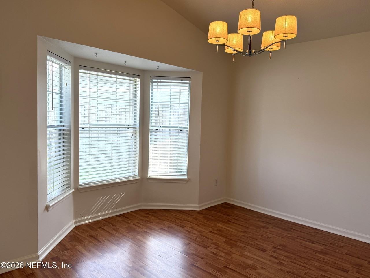 1508 Irishwood Ct - Photo 4 of 23