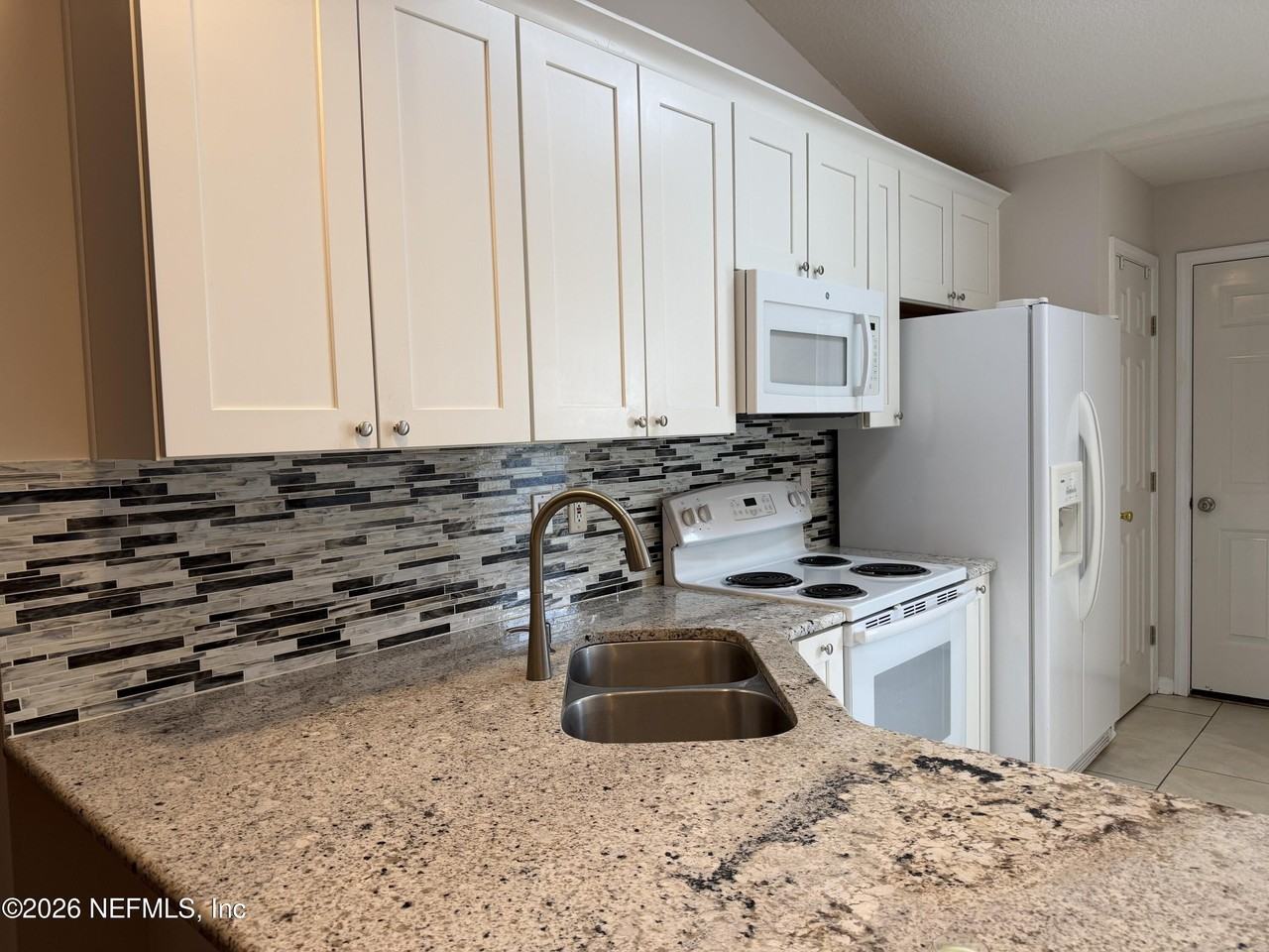 1508 Irishwood Ct - Photo 7 of 23