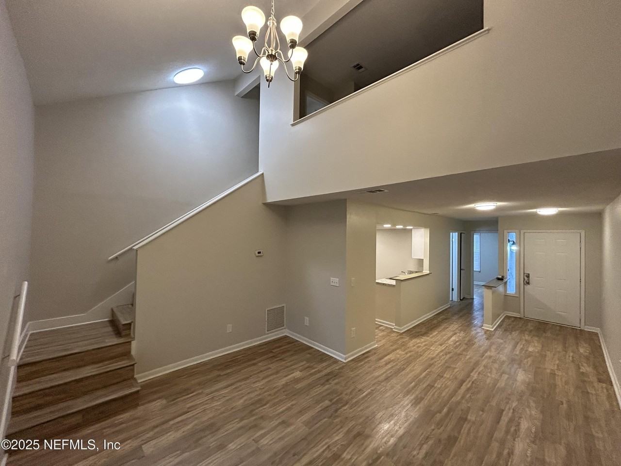 7607 Melissa Ct N - Photo 3 of 20