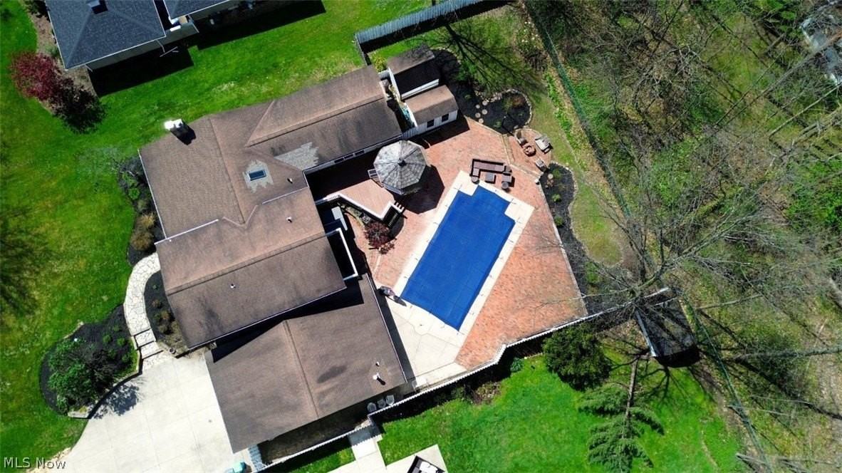 381 Hickory Hill Rd - Photo 2 of 43