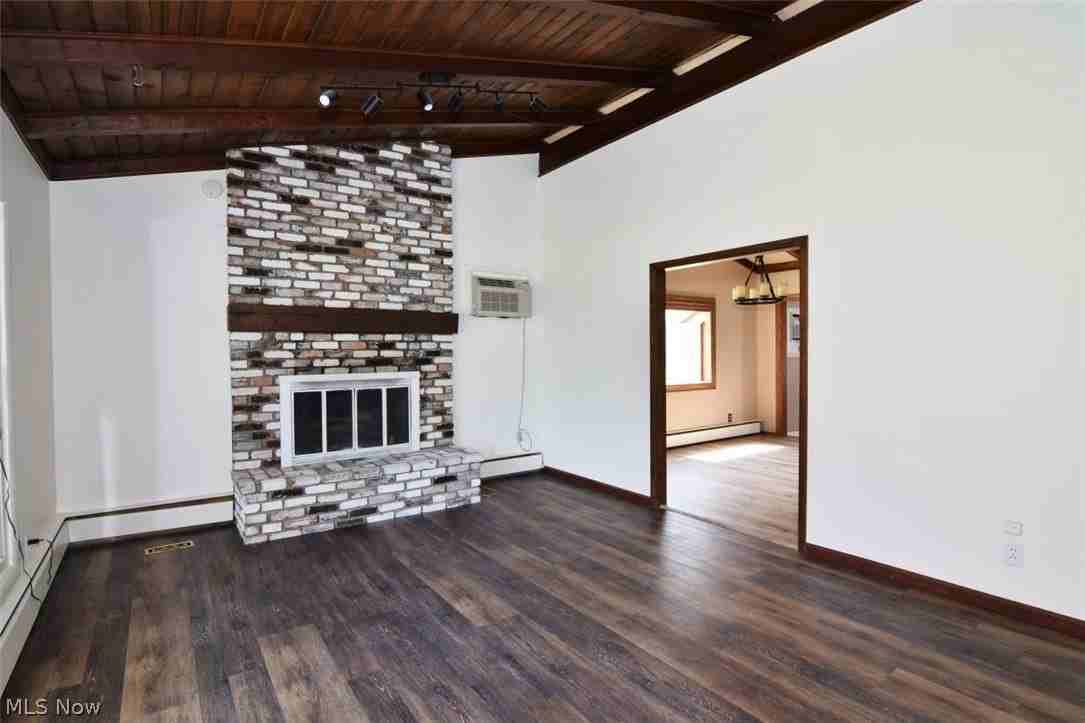 381 Hickory Hill Rd - Photo 6 of 43
