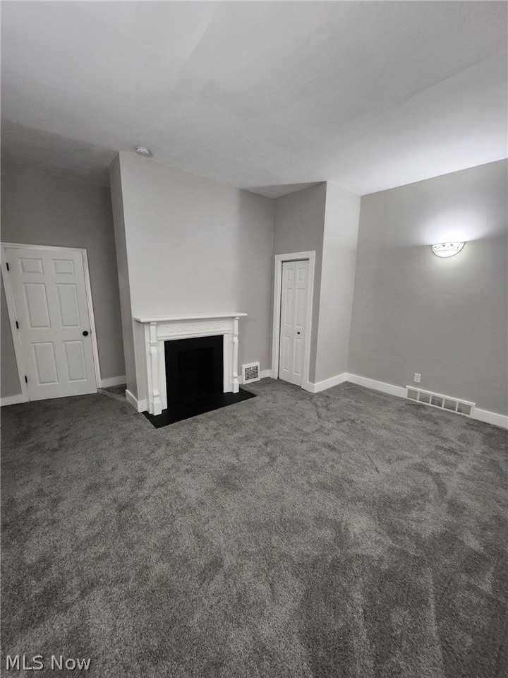2030 W 81st St - Photo 4 of 7