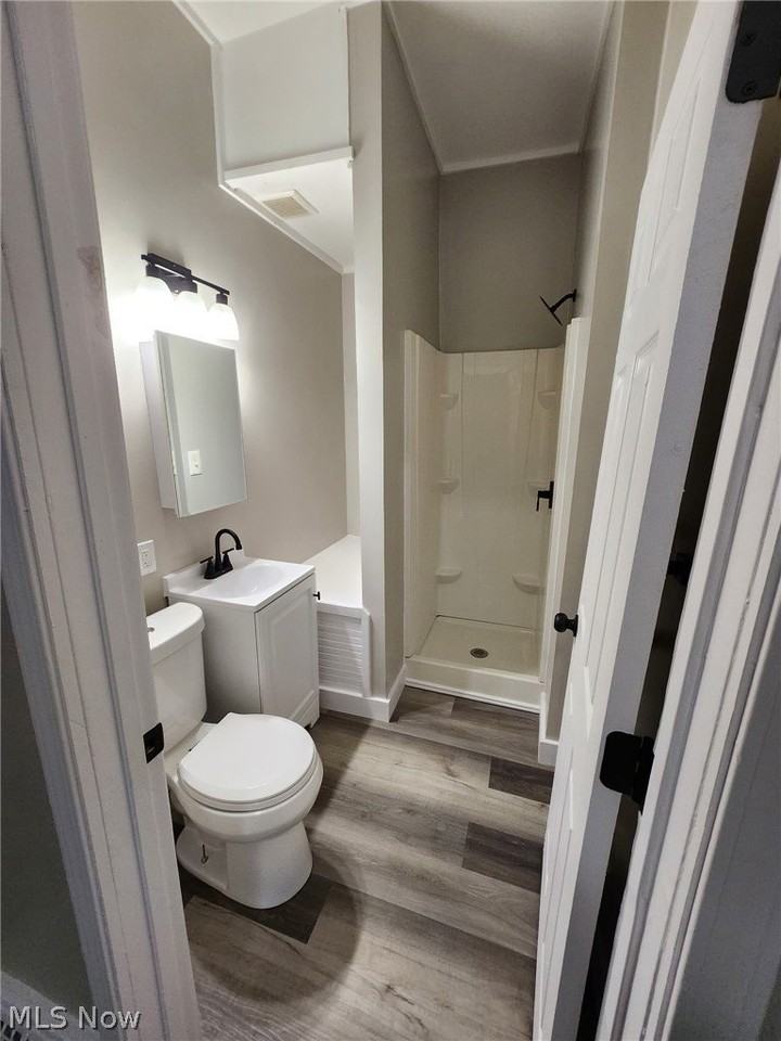 2030 W 81st St - Photo 5 of 7