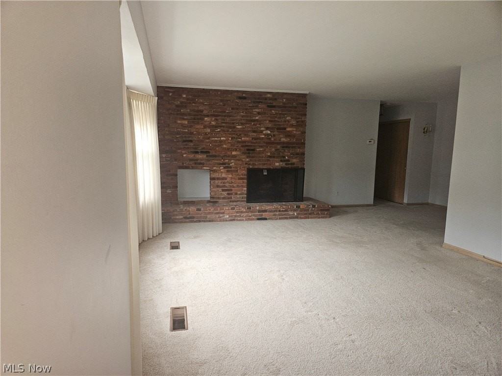 7010 Carriage Hill Dr #201 - Photo 4 of 18