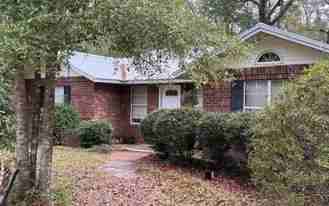 1205 Sw Wester Dr - Photo 1 of 1
