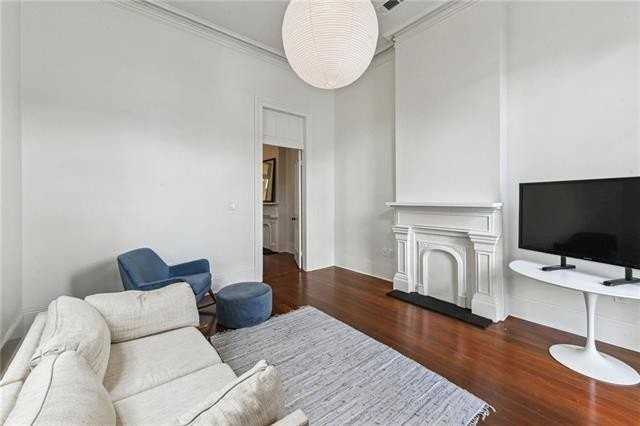 2506 Saint Thomas St - Photo 3 of 17