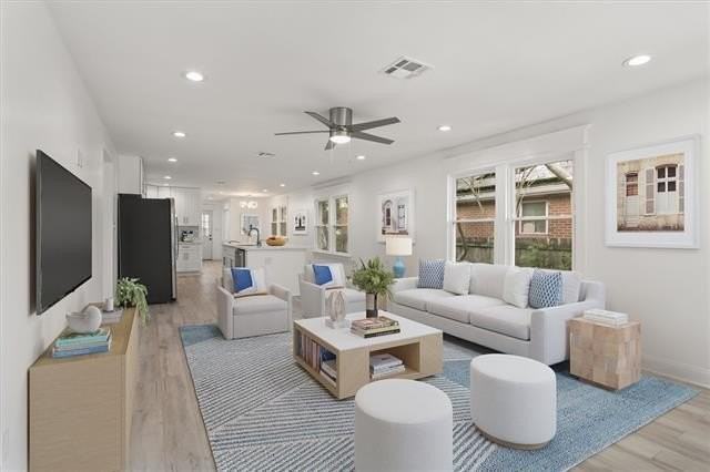 1310 Mazant St - Photo 2 of 15