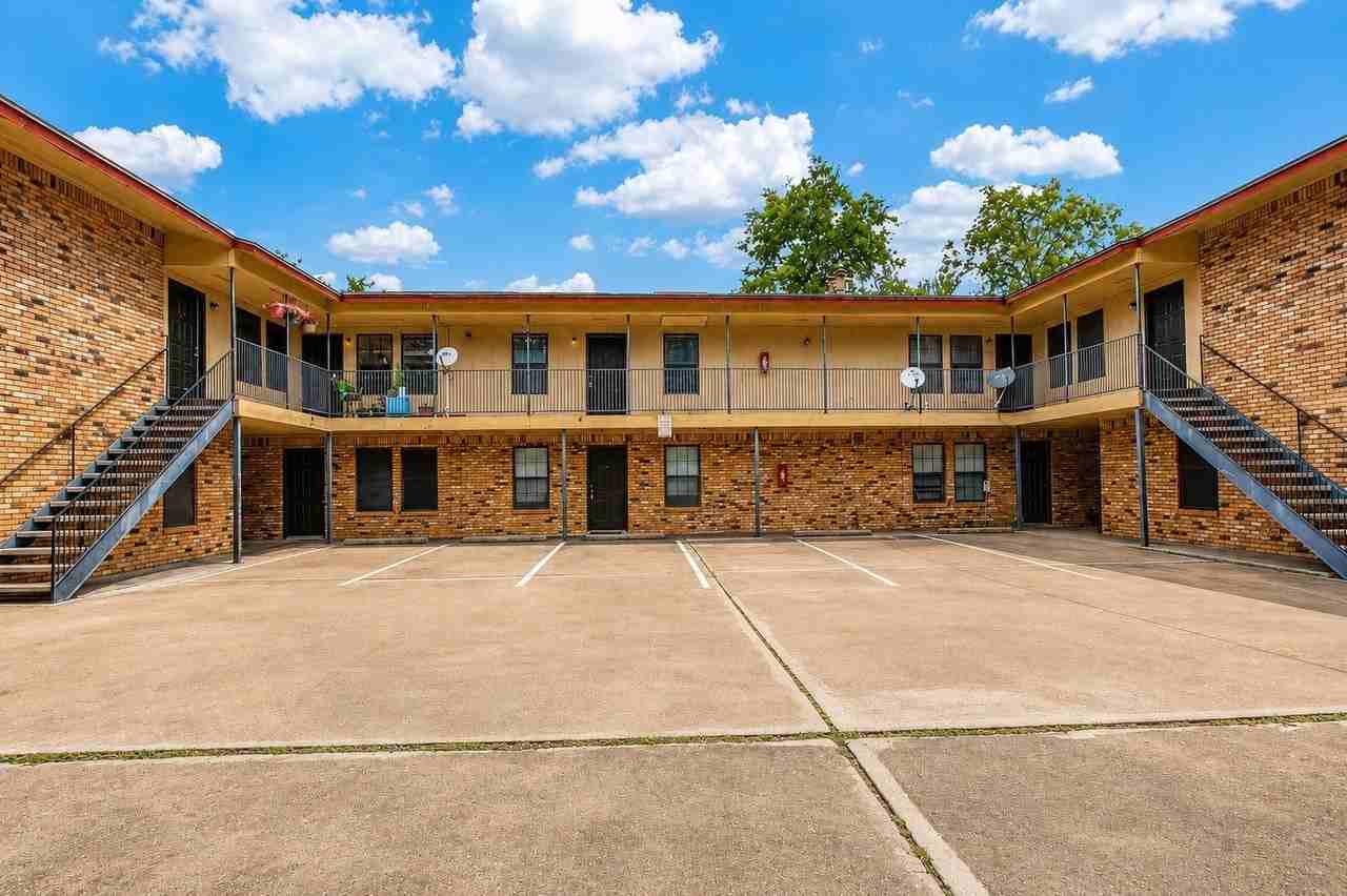 1108 N Elm St #10