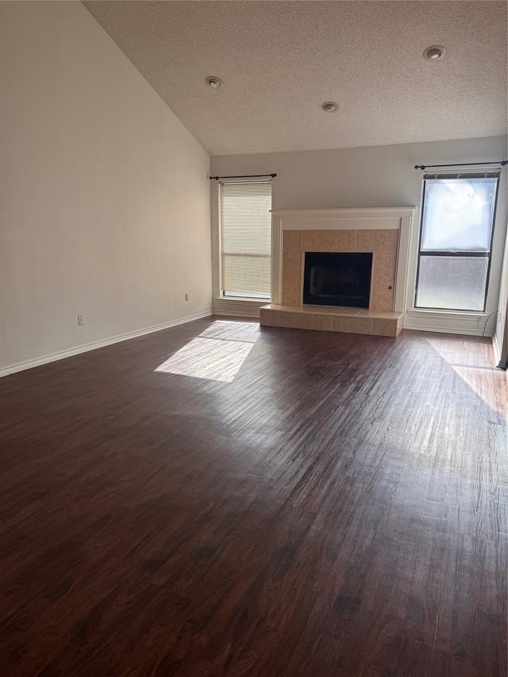 3304 Scarlet Oak Ct - Photo 6 of 39