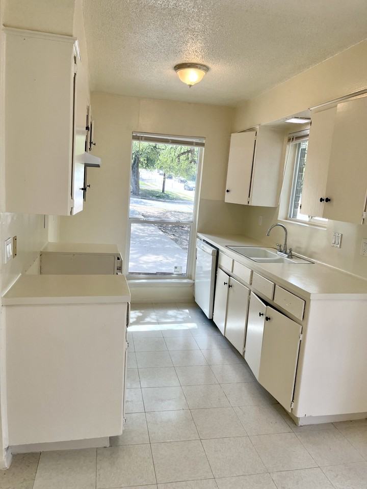 6305 Hyside Dr #A - Photo 3 of 5