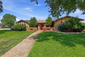 featured image of 114 Stone Canyon Dr