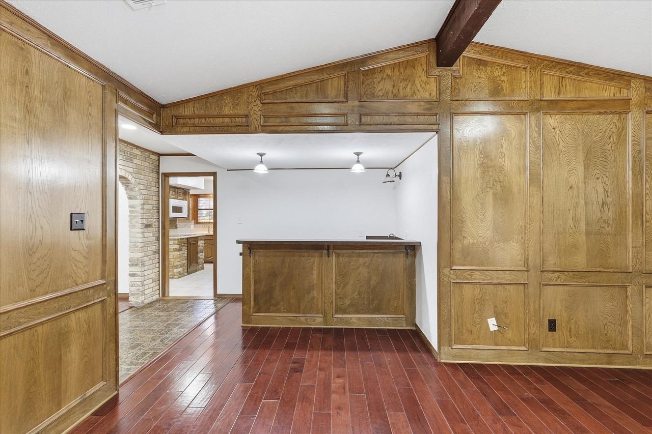 114 Stone Canyon Dr - Photo 7 of 34
