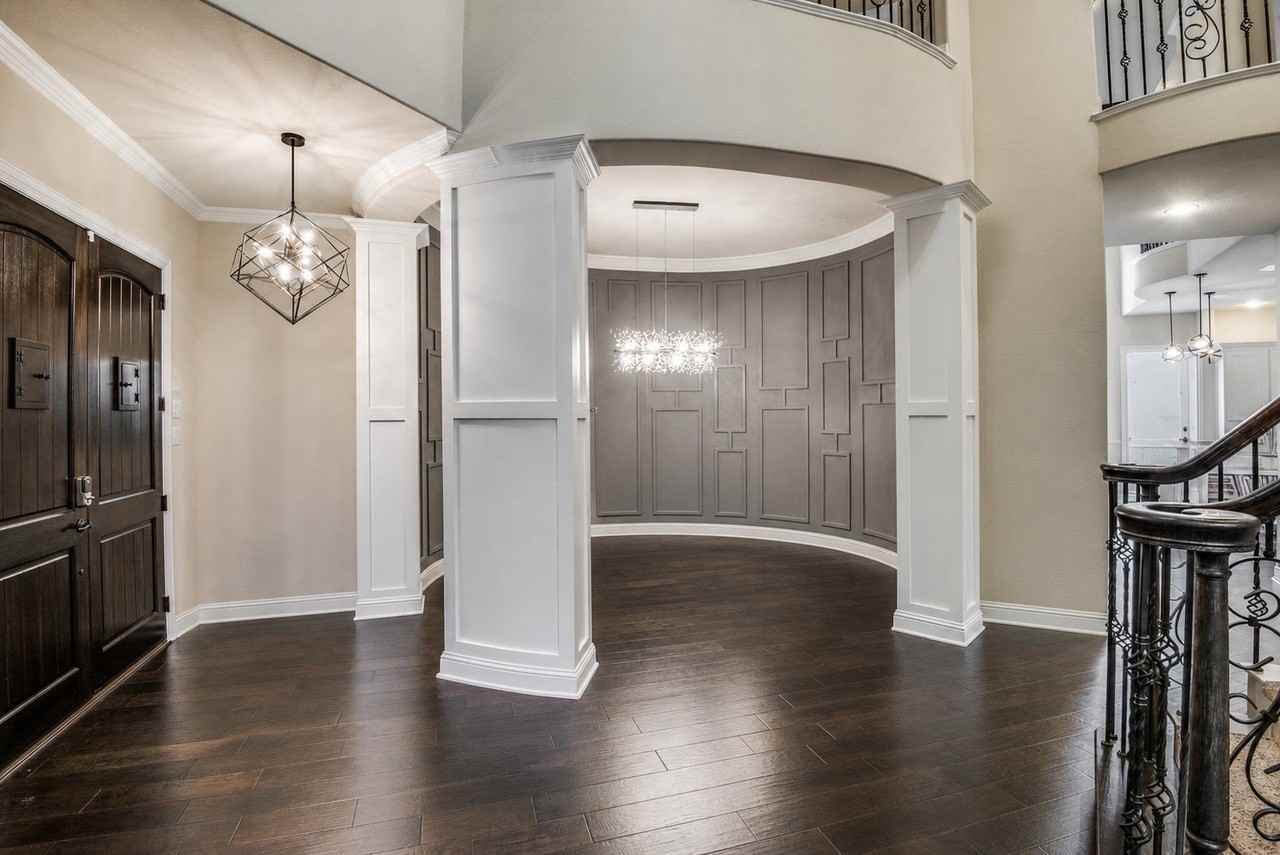 10404 Bartlett Dr - Photo 7 of 40