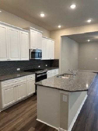 1123 Mesa St - Photo 5 of 19