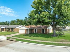 featured image of 10217 Ironwood Ln