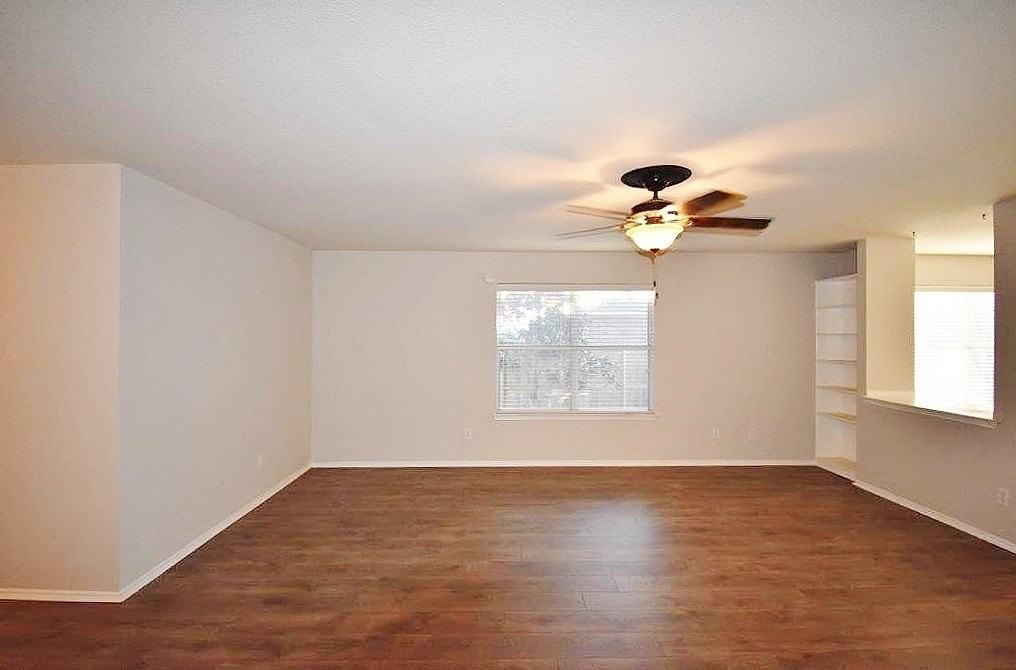 217 Silver Spur Dr - Photo 2 of 21