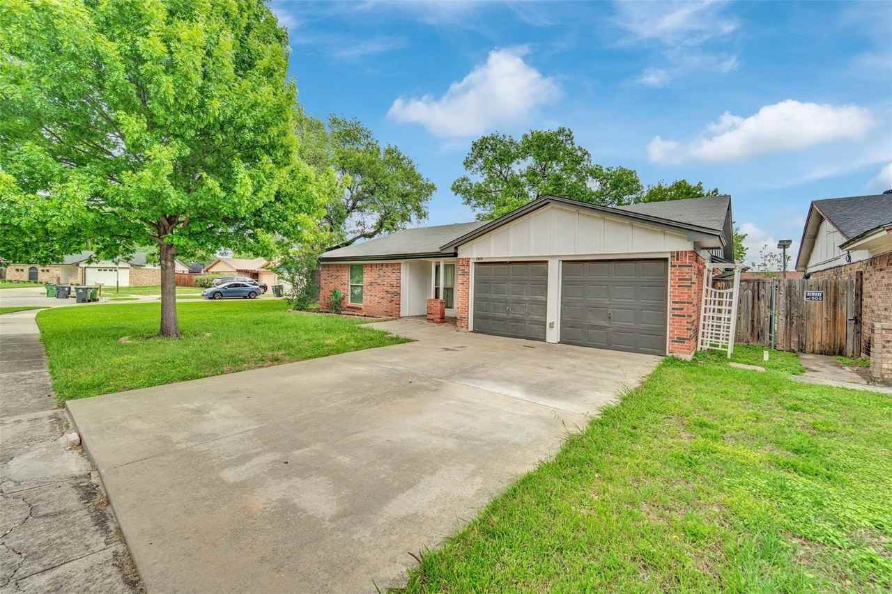 3305 Judy Lynn Dr - Photo 2 of 22