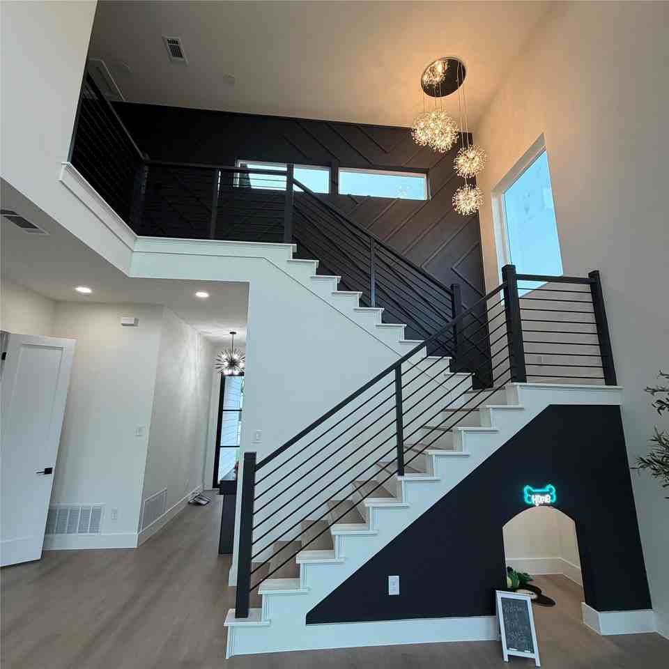 5200 Gibson Dr - Photo 7 of 30