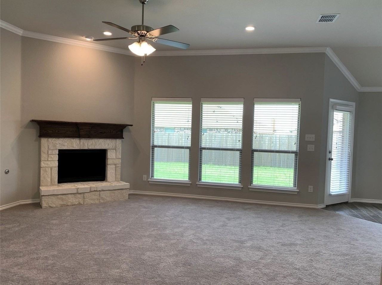 1925 Green Terrace Dr - Photo 2 of 22