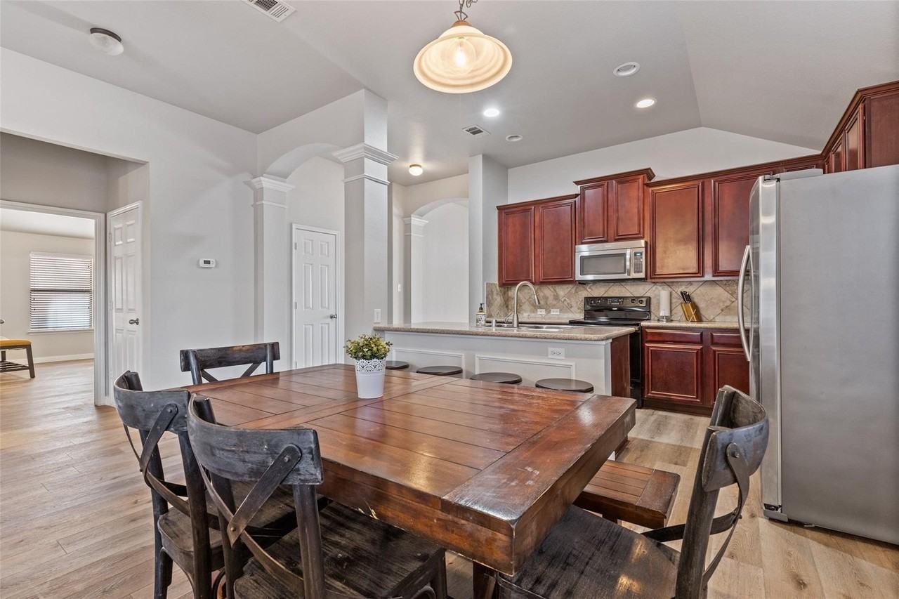 5128 Birchwood Dr - Photo 5 of 22