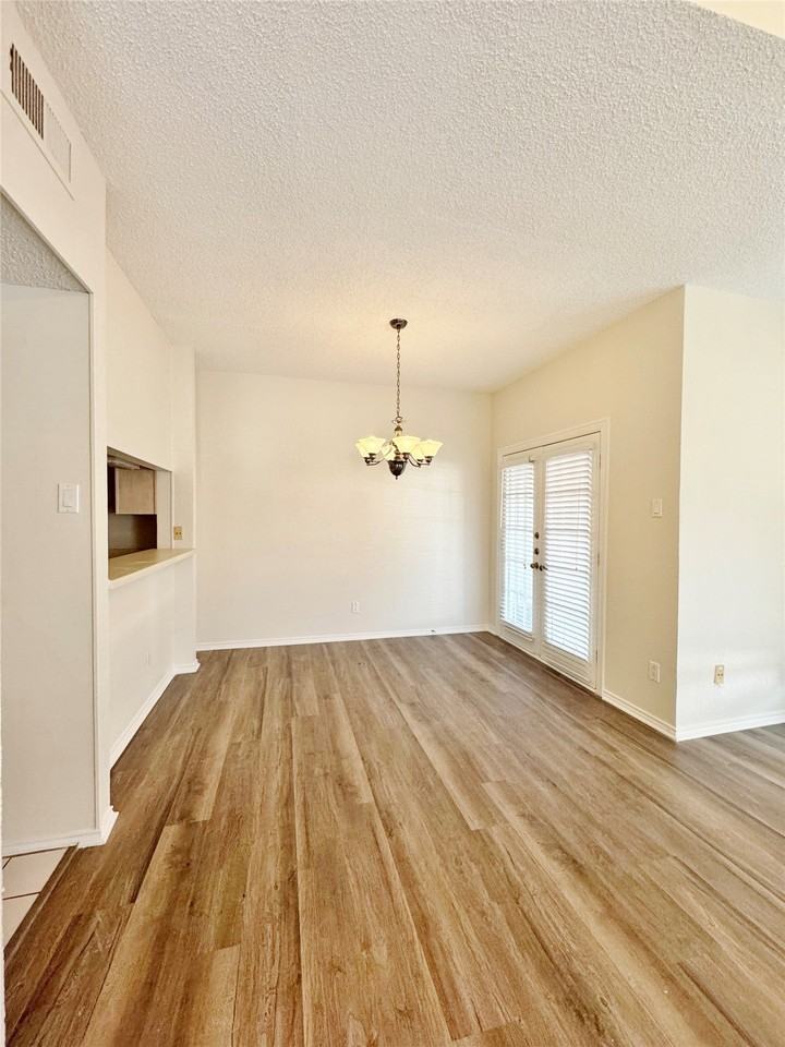 4050 Frankford Rd #102 - Photo 5 of 14