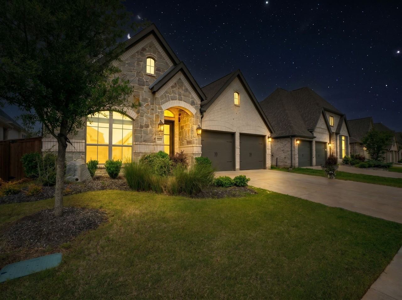 1804 Swayback Ln - Photo 4 of 39