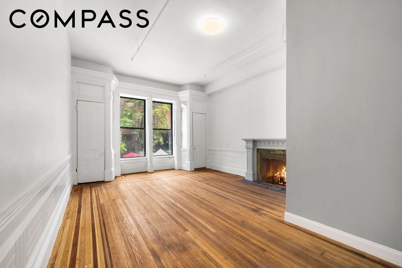 151 W 126th St - Photo 2 of 7
