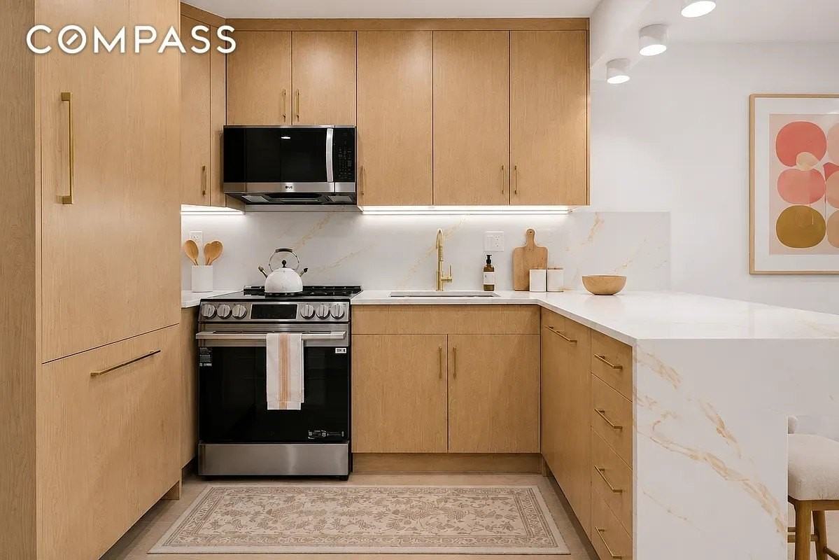 97 Prospect Pl #2 - Photo 3 of 10