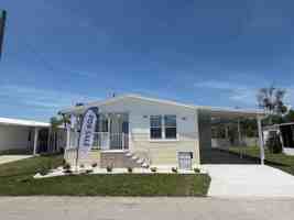 featured image of 3 7th St W #3