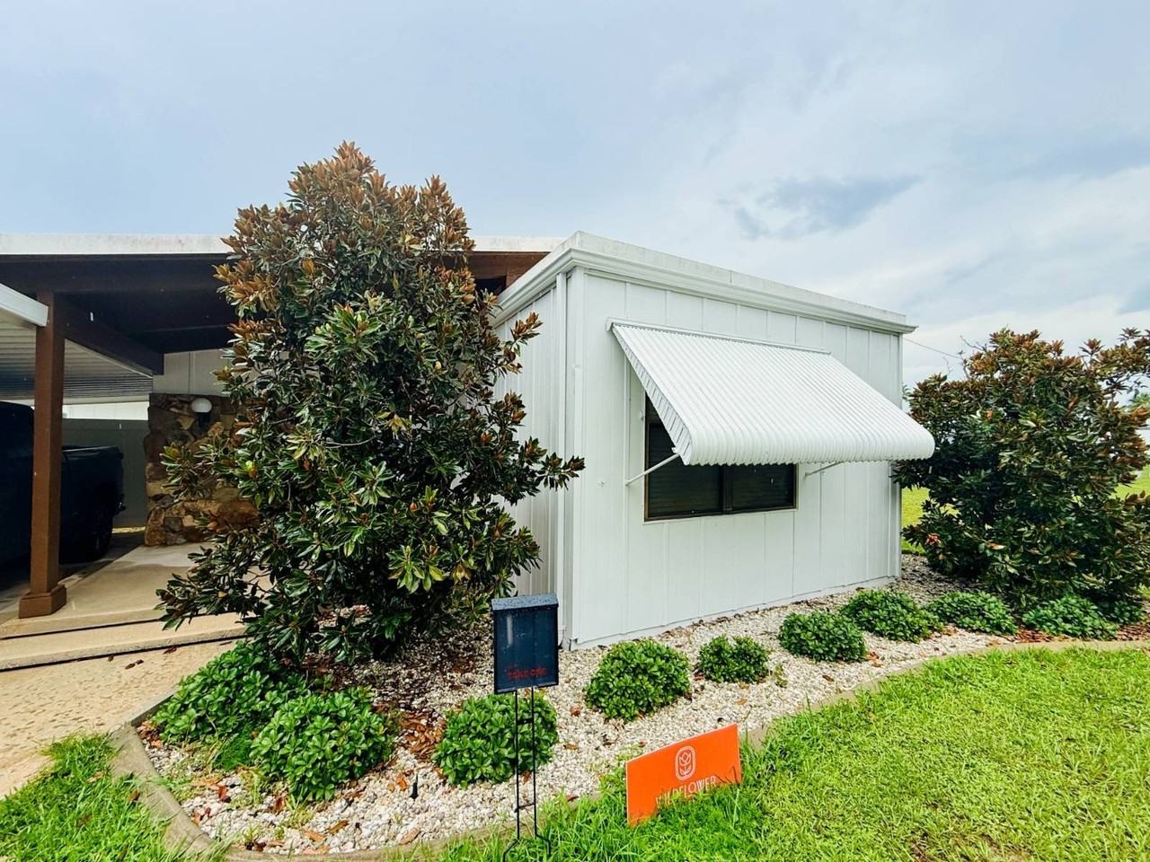2902 Bruce Ln - Photo 2 of 21