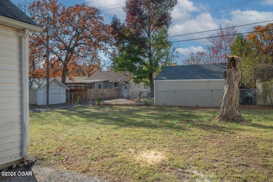 3312 S Joplin Ave - Photo 3 of 19