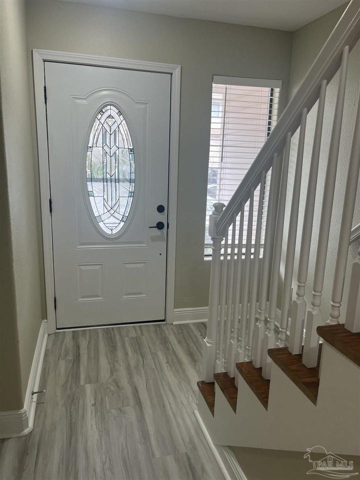 4278 Brookside Dr - Photo 3 of 28