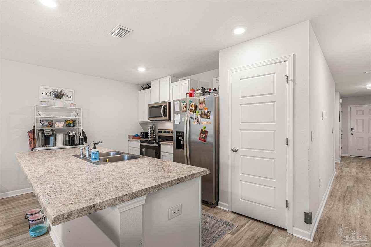 5843 Belmont Stakes Rd - Photo 5 of 19