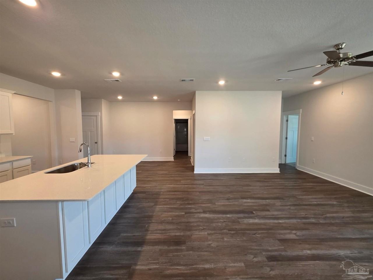 5839 Sargassum Ln - Photo 5 of 41