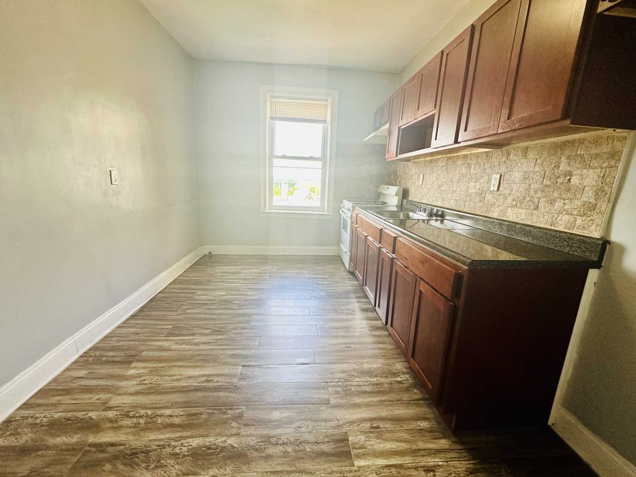 50 Anderson Street #E7 - Photo 6 of 14