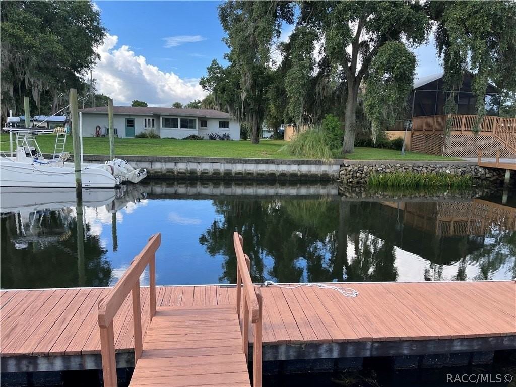 1920 Nw 18th St - Photo 3 of 28