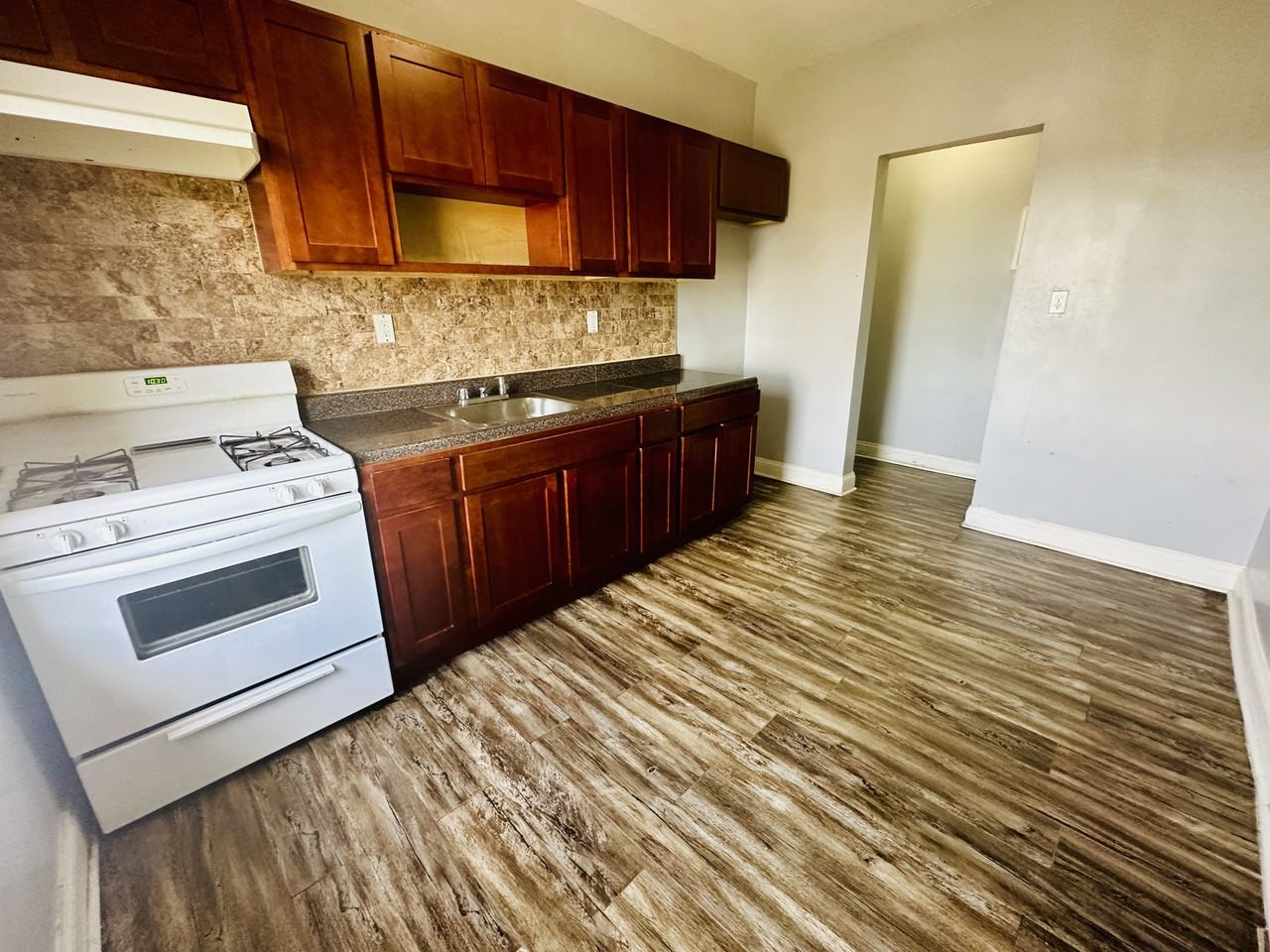 50 Anderson Street #E7 - Photo 7 of 14