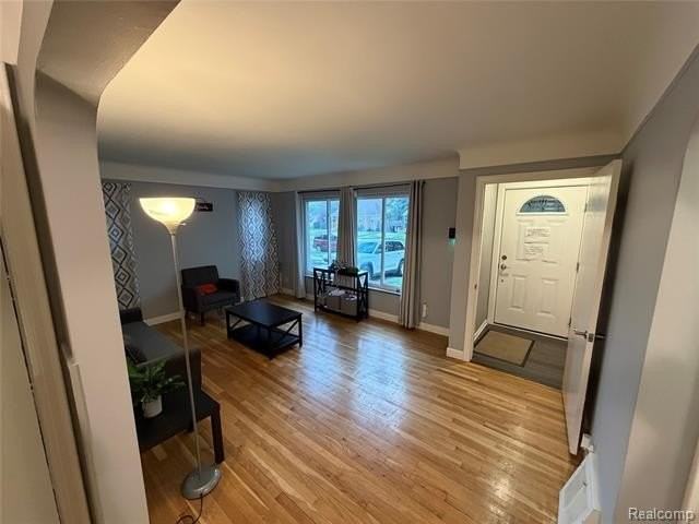8096 Beaverland - Photo 3 of 22
