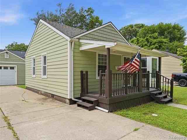 1514 S Wilson Ave - Photo 3 of 31