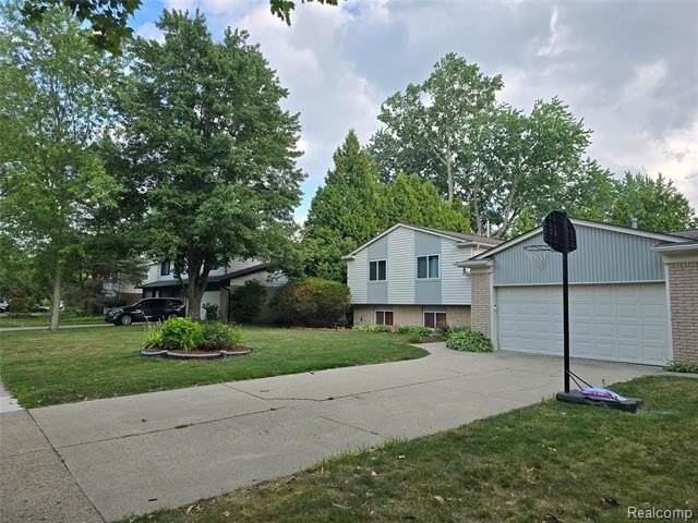 2310 Cumberland Dr - Photo 2 of 36