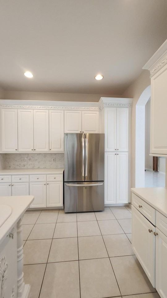11206 Maritime Ct - Photo 6 of 38
