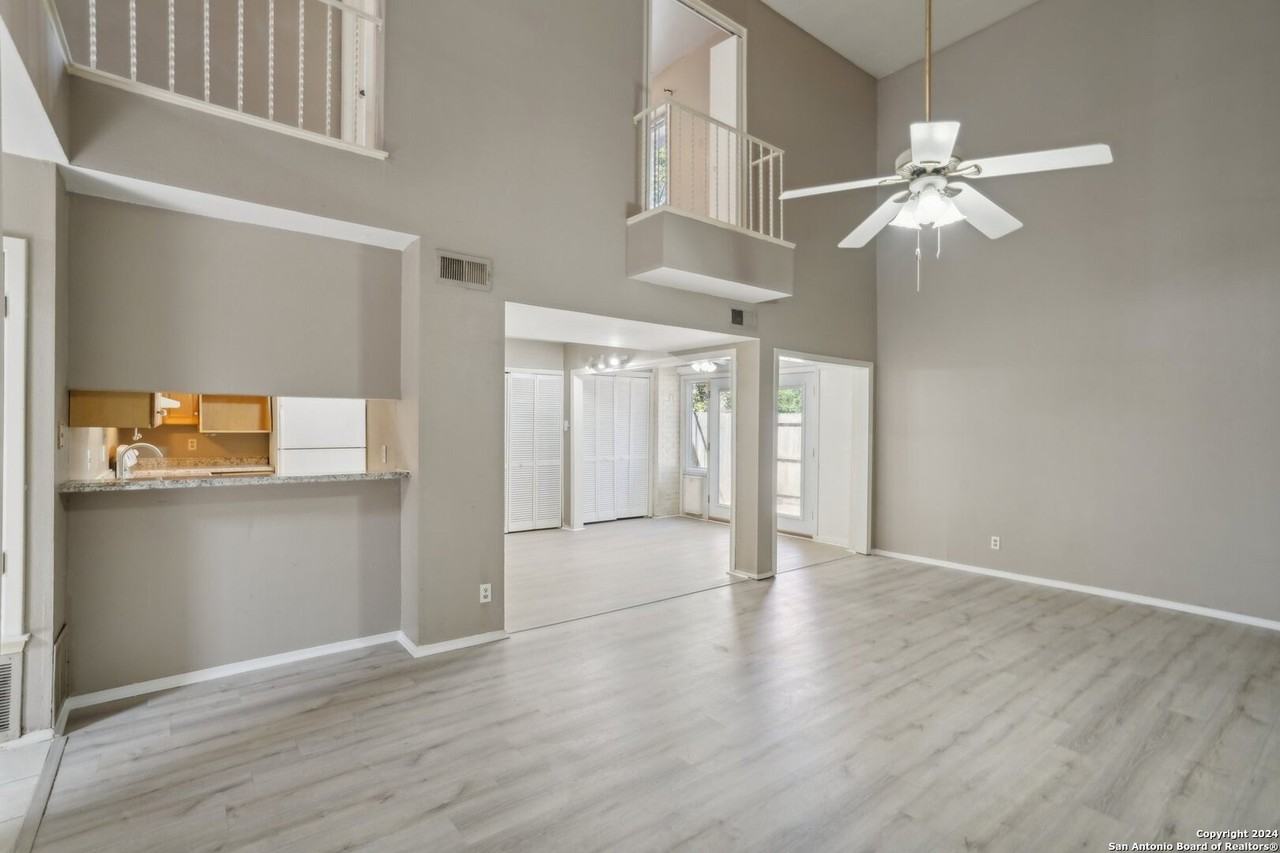 5023 Concord Rdg - Photo 3 of 33