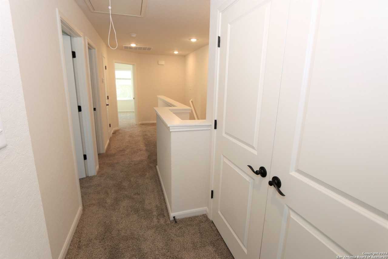 10344 Lynwood Crk #102 - Photo 6 of 15
