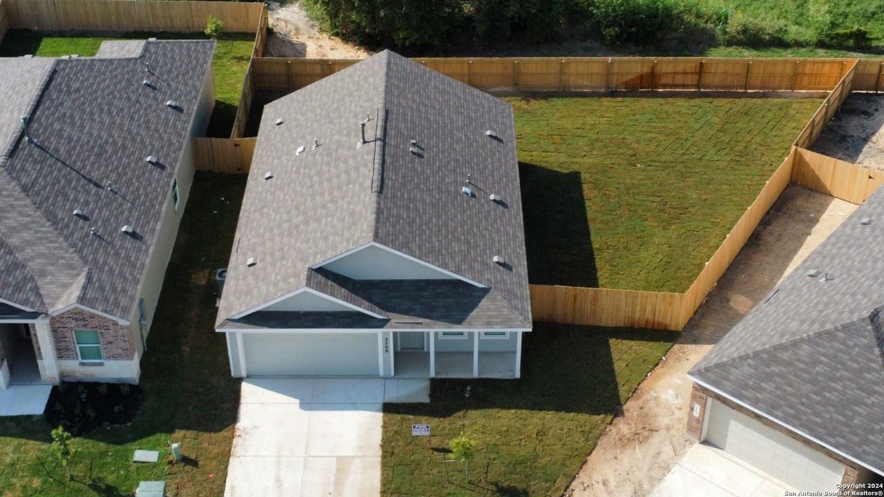 3508 Axis Hill St - Photo 2 of 21