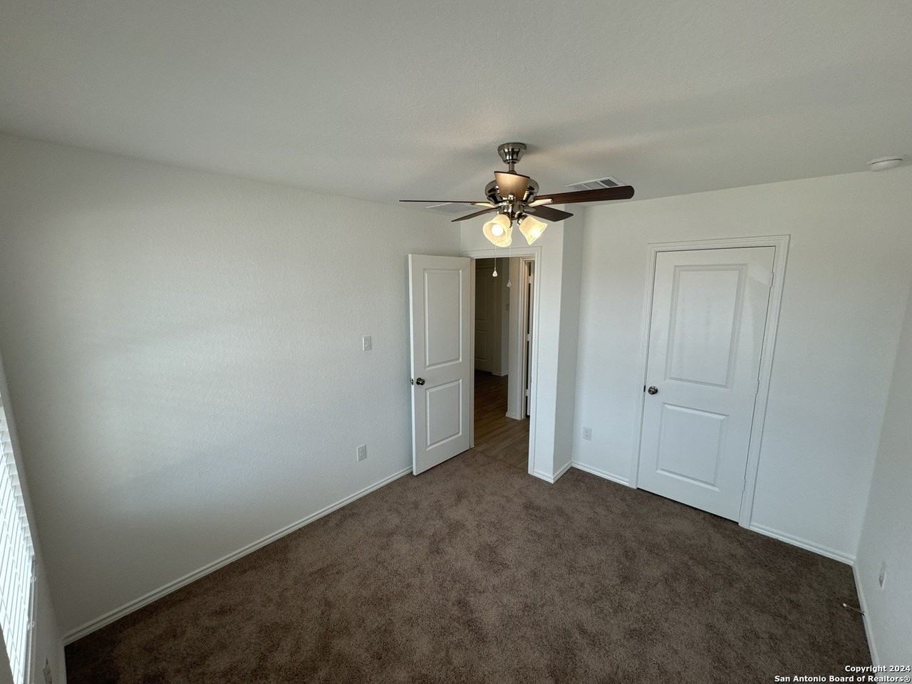 3508 Axis Hill St - Photo 5 of 21