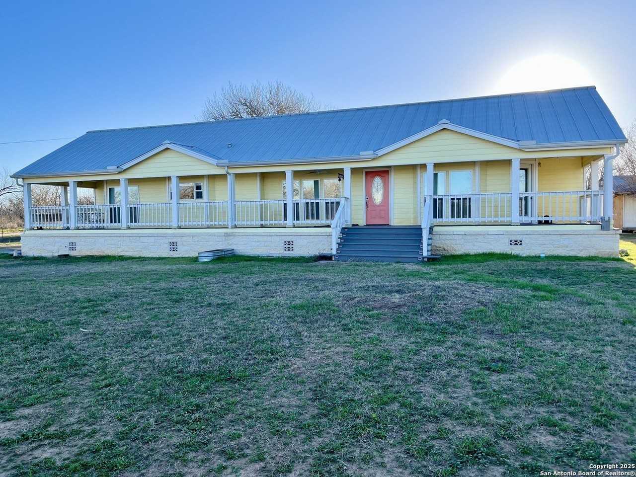 298 Haley Ln - Photo 3 of 40
